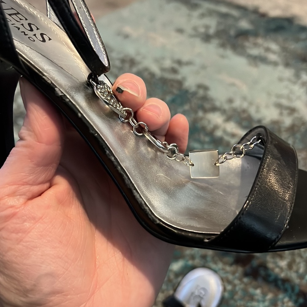 GUESS by Marciano black heeled sandal Sz 9 - Picture 7 of 11